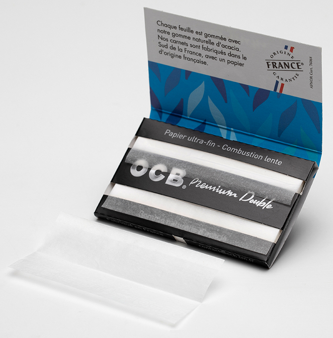 OCB Premium Kurz - Regular Double, Schwarz a 100 Blatt / 1 Heft